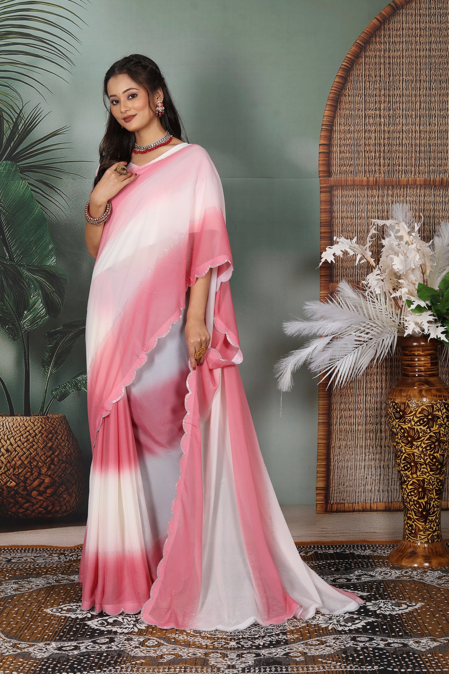 Elegant Pink & White Shaded Saree
