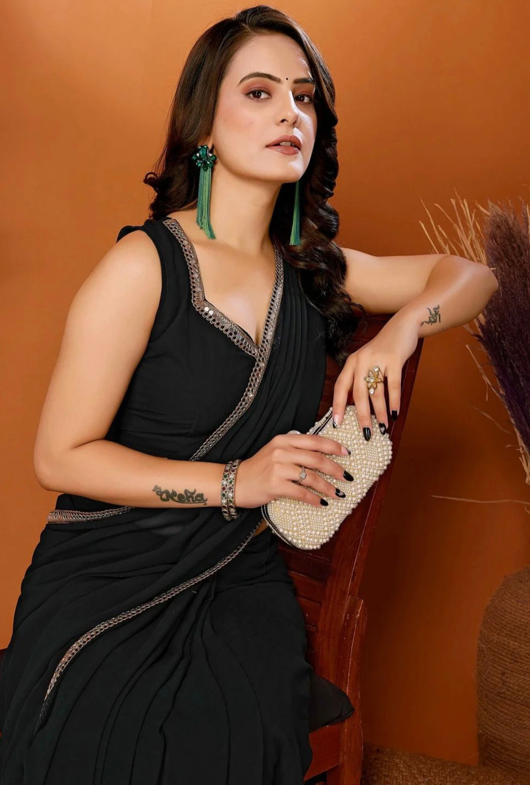 TAGALE Solid/Plain Bollywood Georgette Saree (Black)