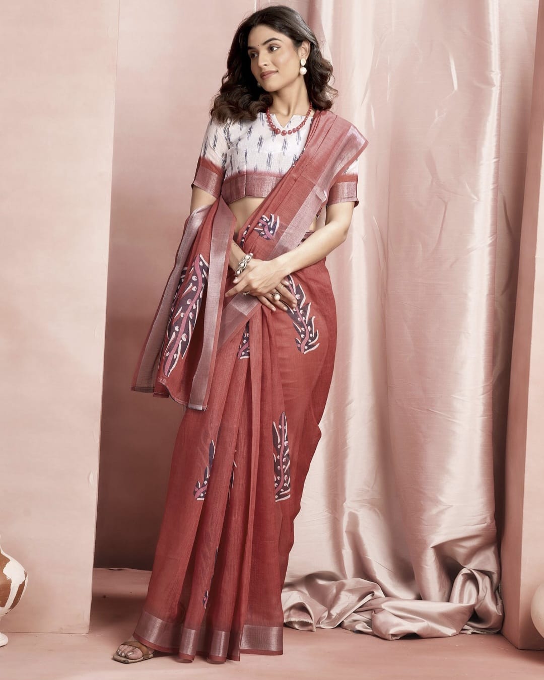 Brown Cotton Linen Printed Saree
